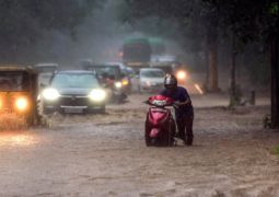 הודו תחת מונסון: אלפי ישראלים נעזרו בבתי חב"ד